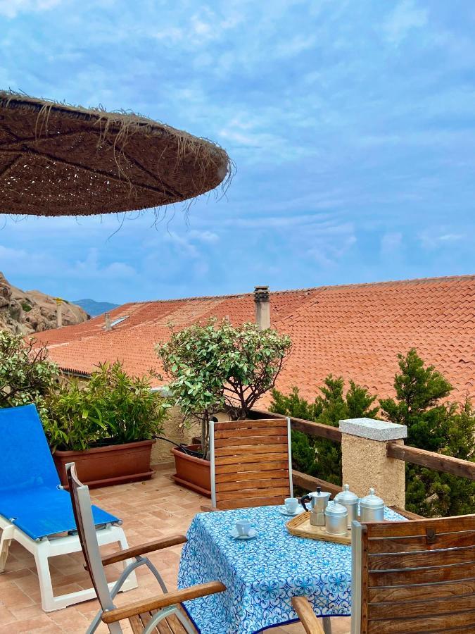 Appartamento Il Caracolo A Cala Francese Ла Мадалена Екстериор снимка